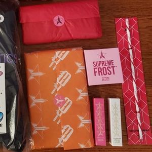 Jeffree Star limited- Ed peppermint stripe straw